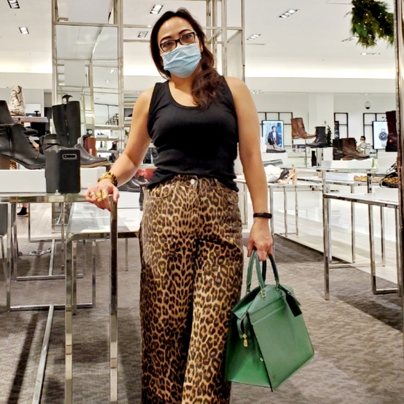 Meet your Posher, Nette - Picture 3 of 3